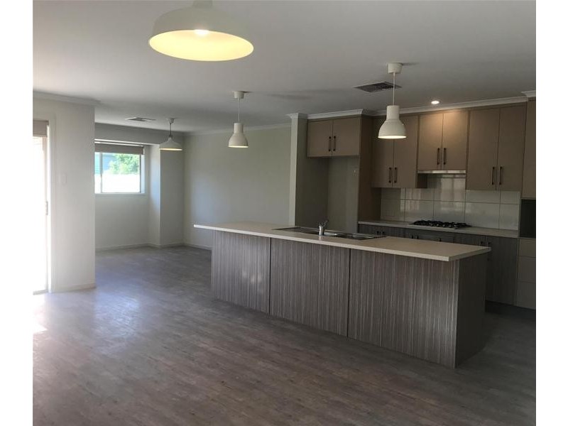 43 Doradus Avenue, Hope Valley SA 5090