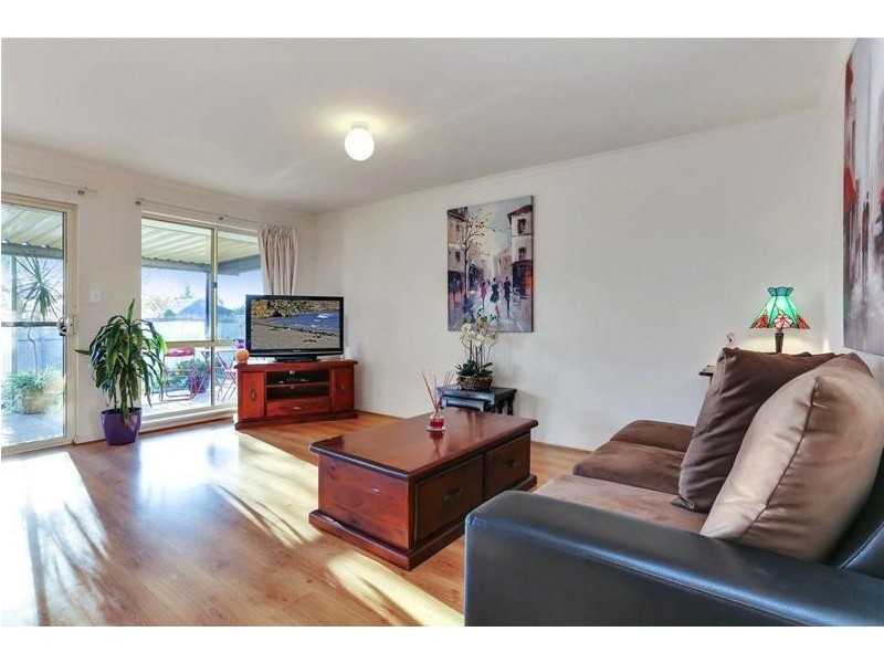 6 Chestnut Grove, Blakeview SA 5114