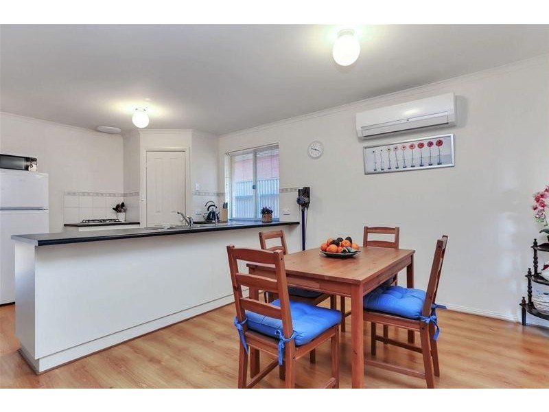 6 Chestnut Grove, Blakeview SA 5114