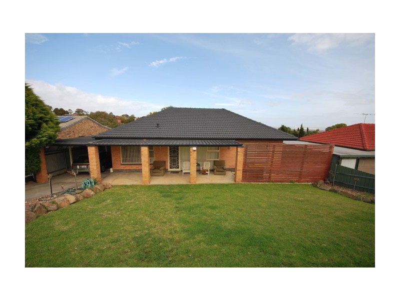 19 Lynore Avenue, Para Hills SA 5096