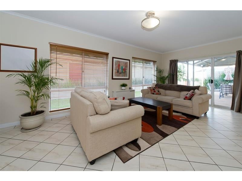 13 Crowhurst Street, Golden Grove SA 5125