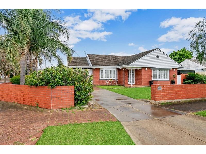 1 Gothic Drive, Paradise SA 5075