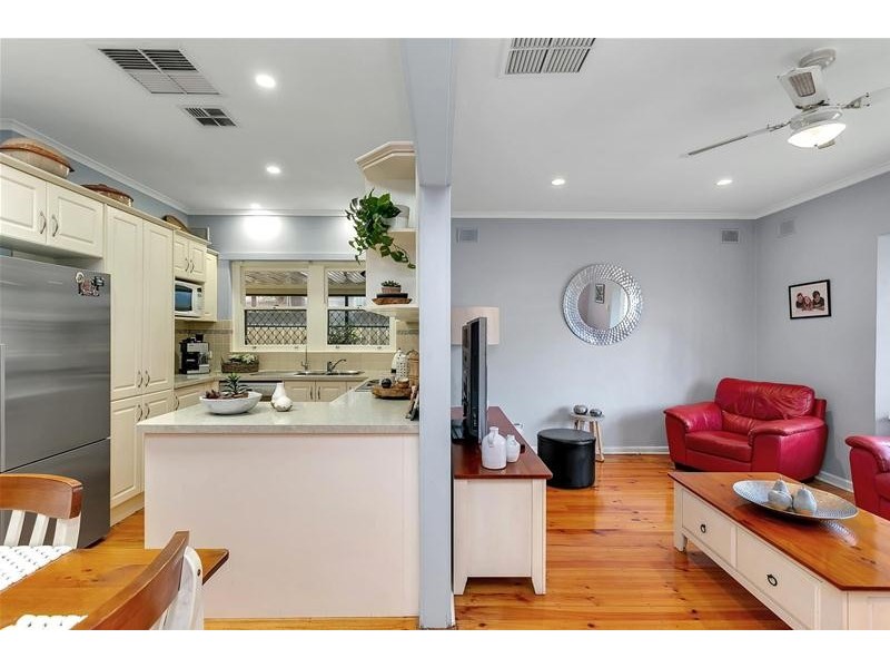 1 Gothic Drive, Paradise SA 5075