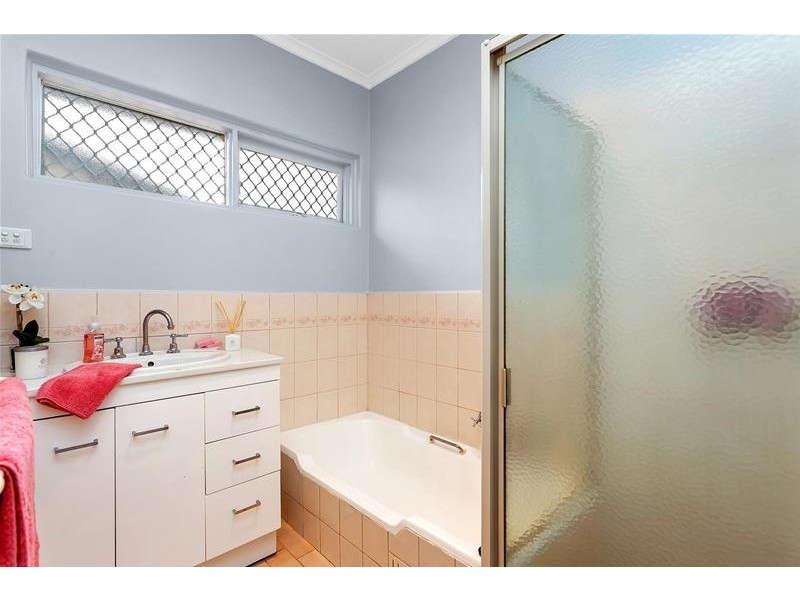 1 Gothic Drive, Paradise SA 5075