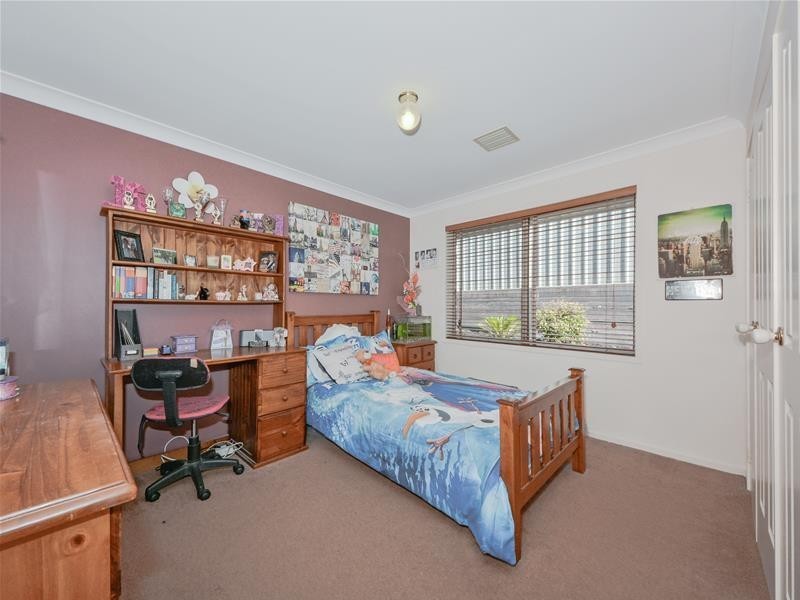 13 Persimmon Grove, Golden Grove SA 5125