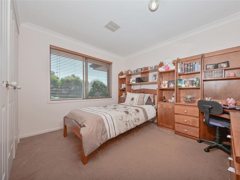 13 Persimmon Grove, Golden Grove SA 5125