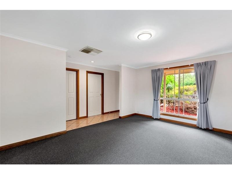 1 Janitz Street, Wynn Vale SA 5127