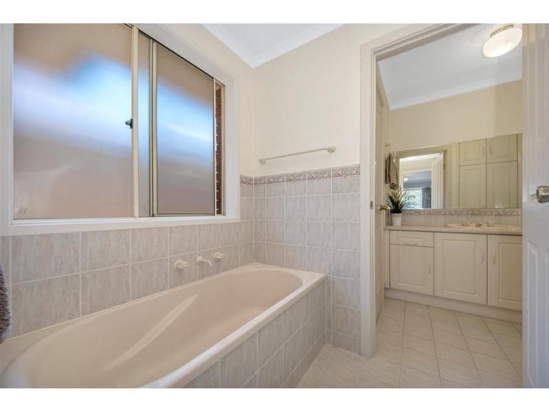 40 Cobbler Circuit, Salisbury Heights SA 5109