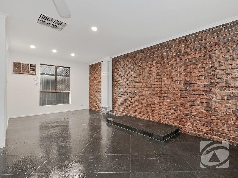 9 Wakefield Crescent, Redwood Park SA 5097