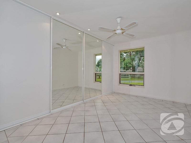 9 Wakefield Crescent, Redwood Park SA 5097