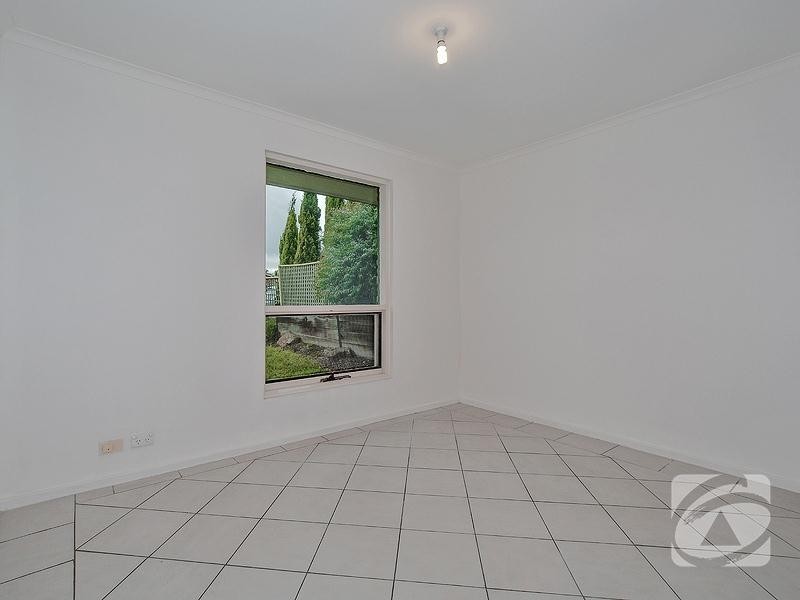 9 Wakefield Crescent, Redwood Park SA 5097