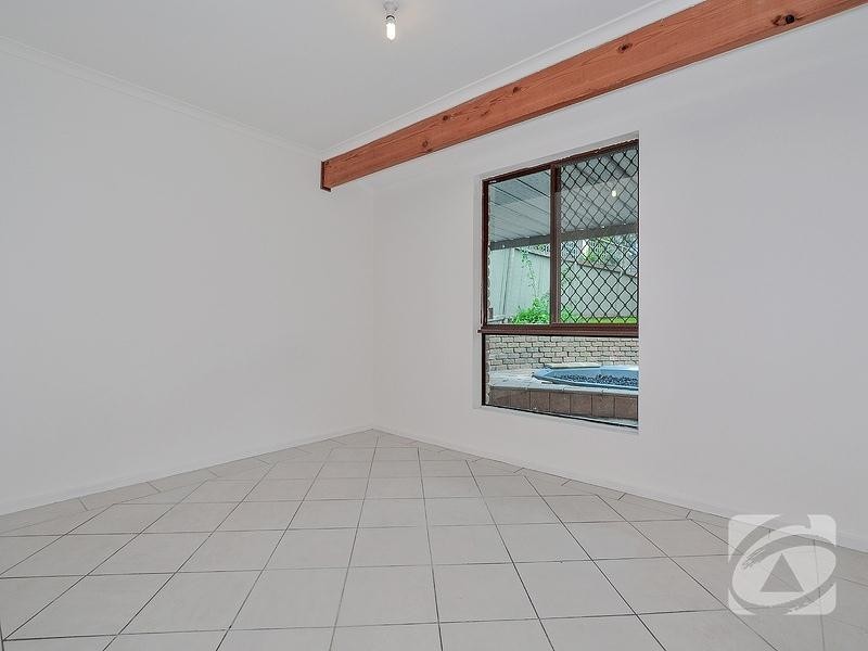 9 Wakefield Crescent, Redwood Park SA 5097