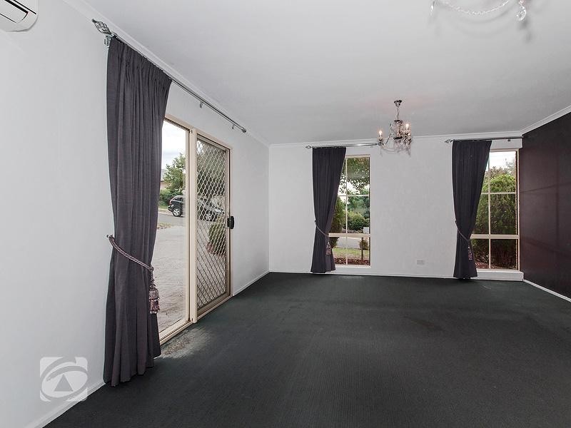 6 Peppermint Close, Greenwith SA 5125