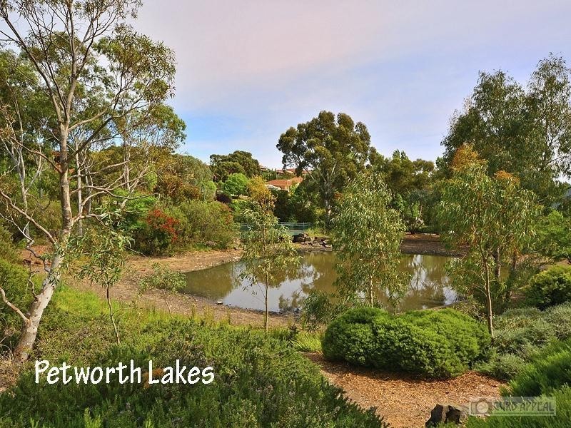 6 Peppermint Close, Greenwith SA 5125