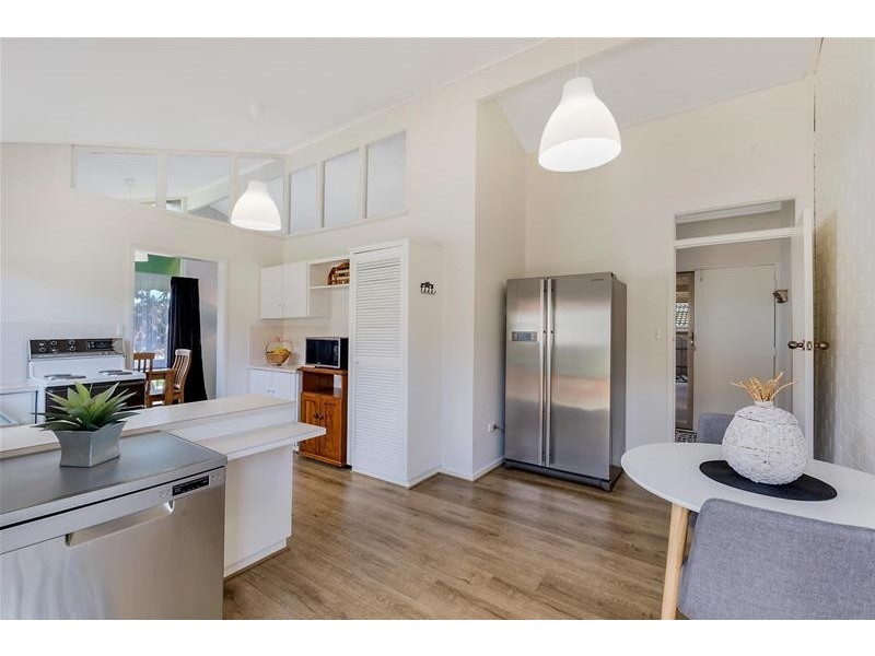 18 Roycroft Avenue, Gulfview Heights SA 5096