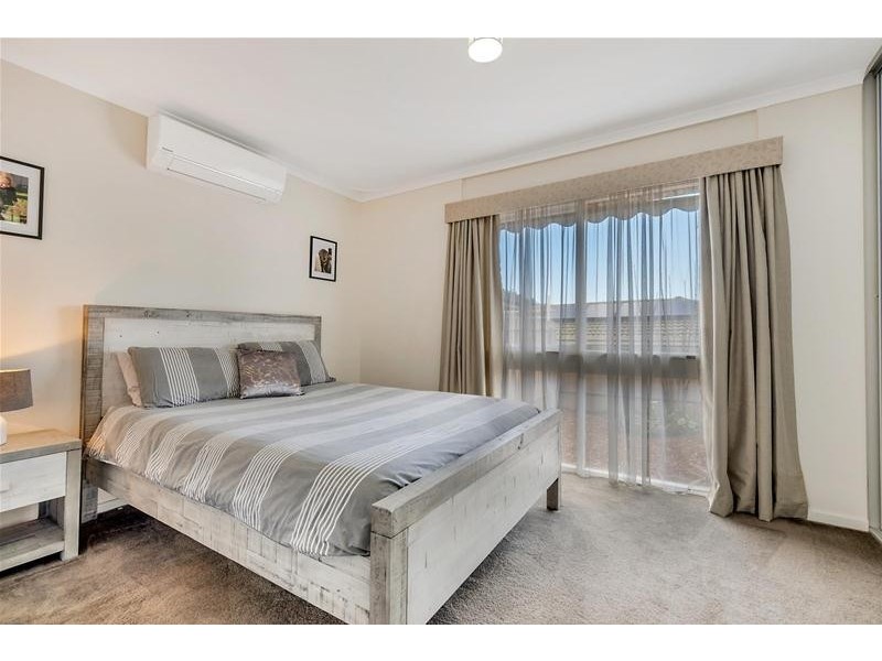 18 Roycroft Avenue, Gulfview Heights SA 5096