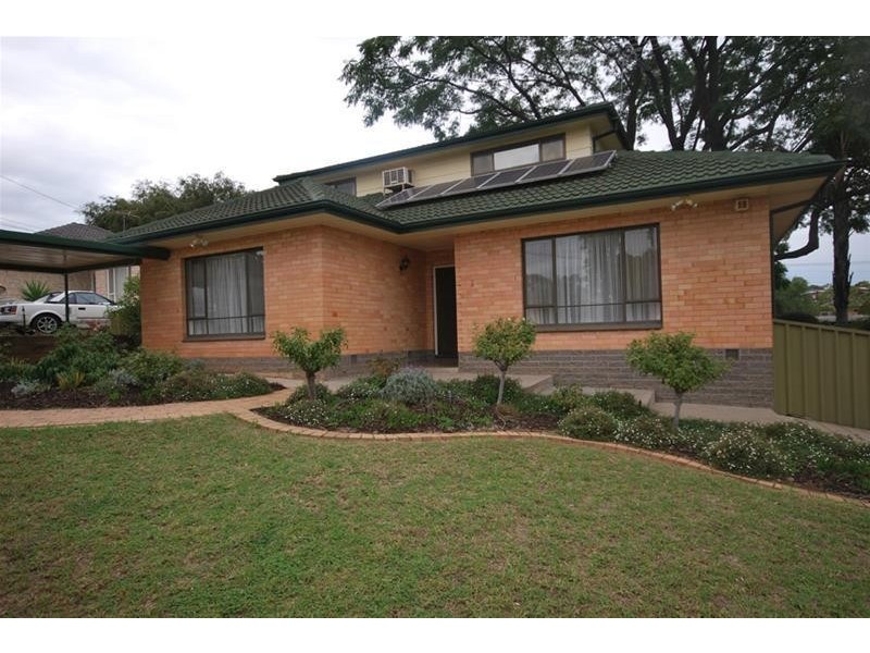 3 Parslow Road, Para Hills SA 5096