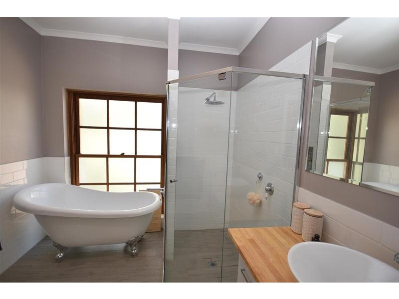 1 Tarraleah Street, Banksia Park SA 5091