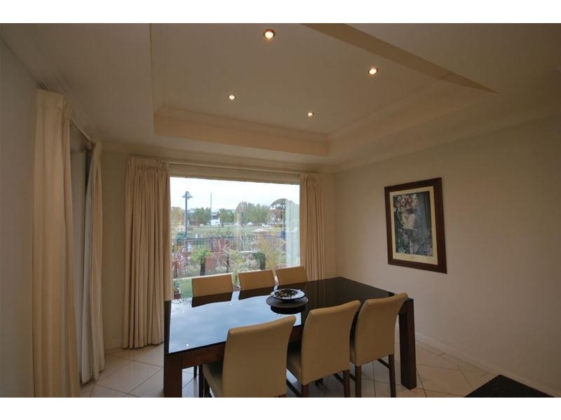 2 McKinlay Court, Mawson Lakes SA 5095