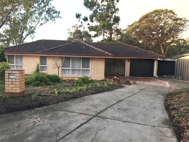 7 Warubi Place, Fairview Park SA 5126