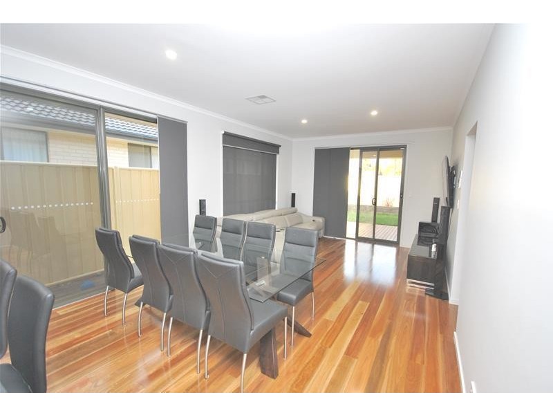 43 Cherry Avenue, Direk SA 5110