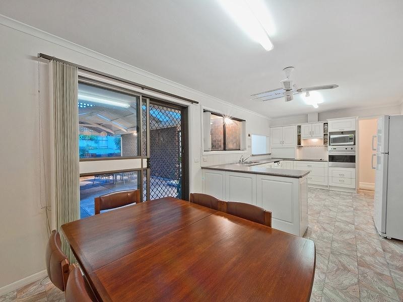 13 Janlyn Road, Vista SA 5091