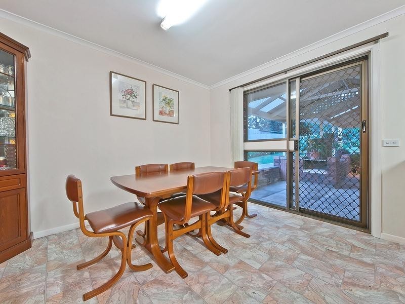 13 Janlyn Road, Vista SA 5091