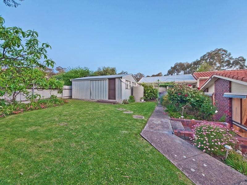 13 Janlyn Road, Vista SA 5091