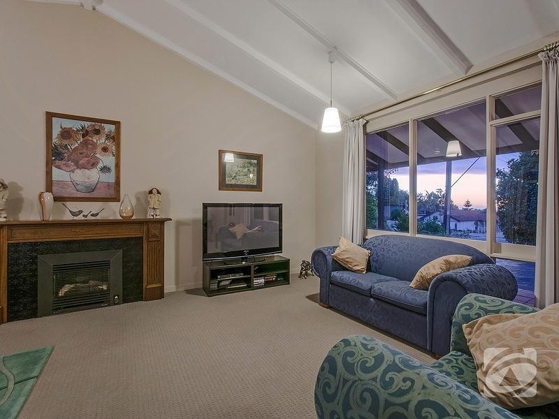 122 Haines Road, Banksia Park SA 5091