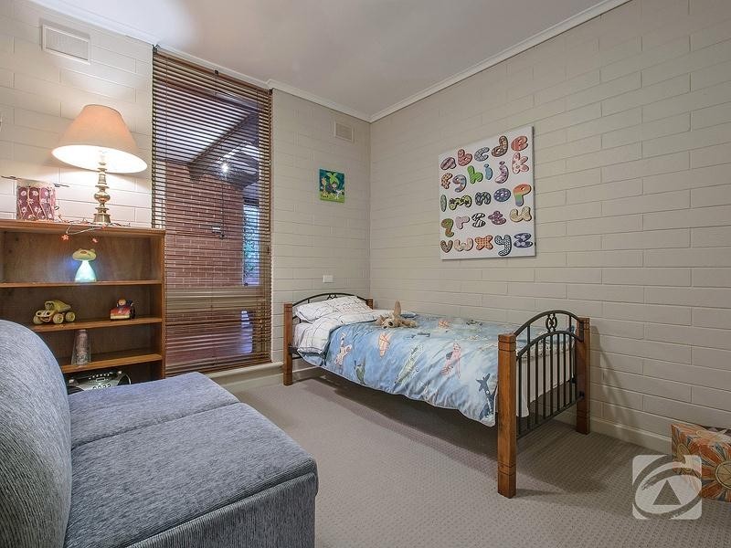 122 Haines Road, Banksia Park SA 5091