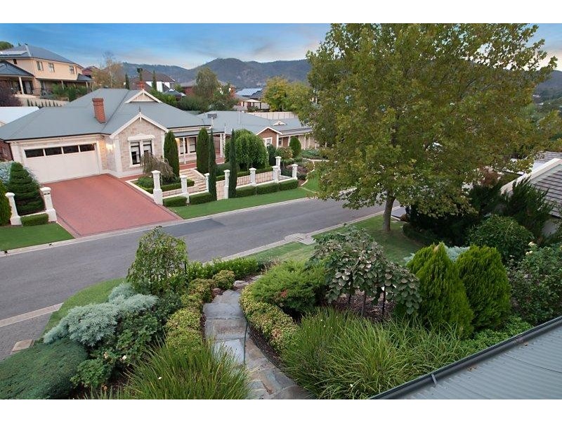 5 Walker Place, Highbury SA 5089