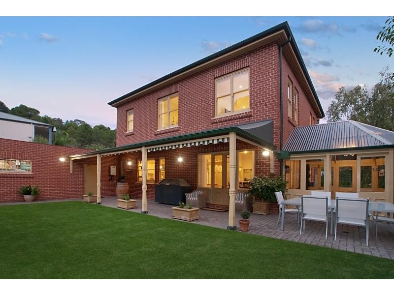 5 Walker Place, Highbury SA 5089