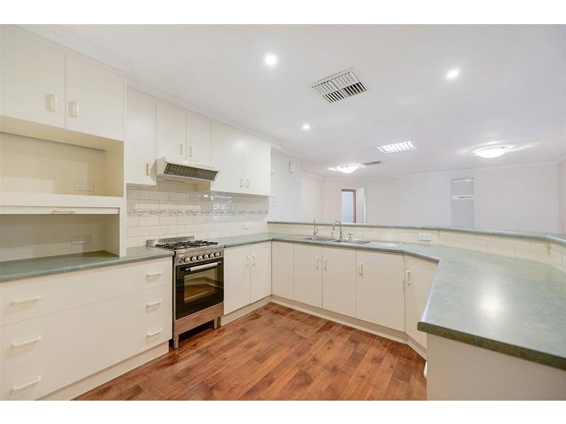 10 Macadam Street, Modbury Heights SA 5092