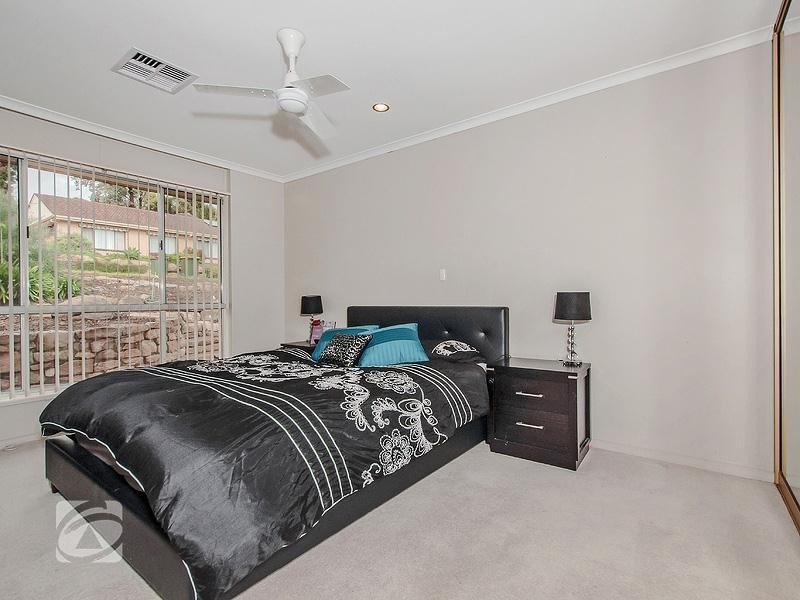 26 Minnamurra Drive, Redwood Park SA 5097