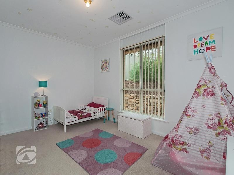 26 Minnamurra Drive, Redwood Park SA 5097