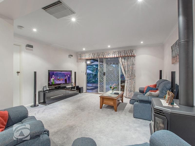 8 Kirrawee Drive, Redwood Park SA 5097