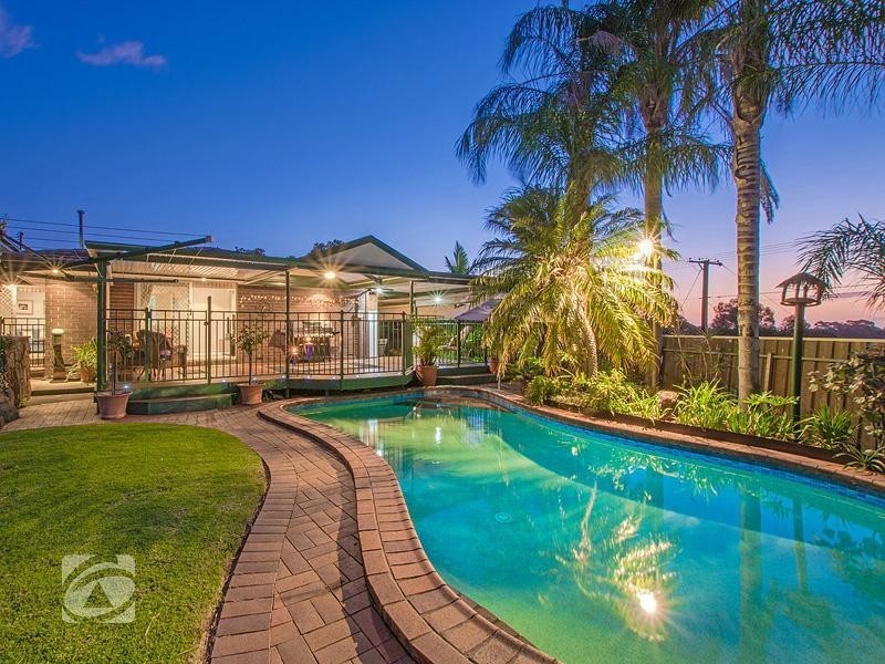 8 Kirrawee Drive, Redwood Park SA 5097