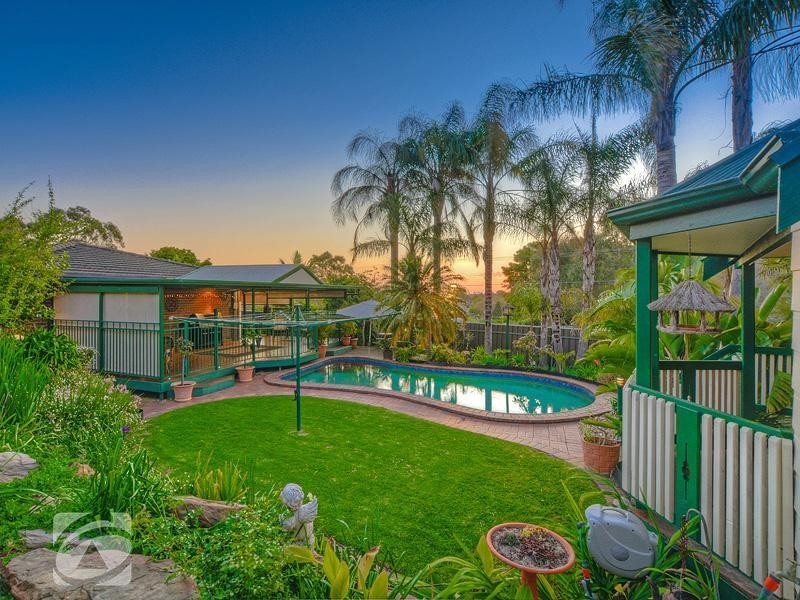 8 Kirrawee Drive, Redwood Park SA 5097