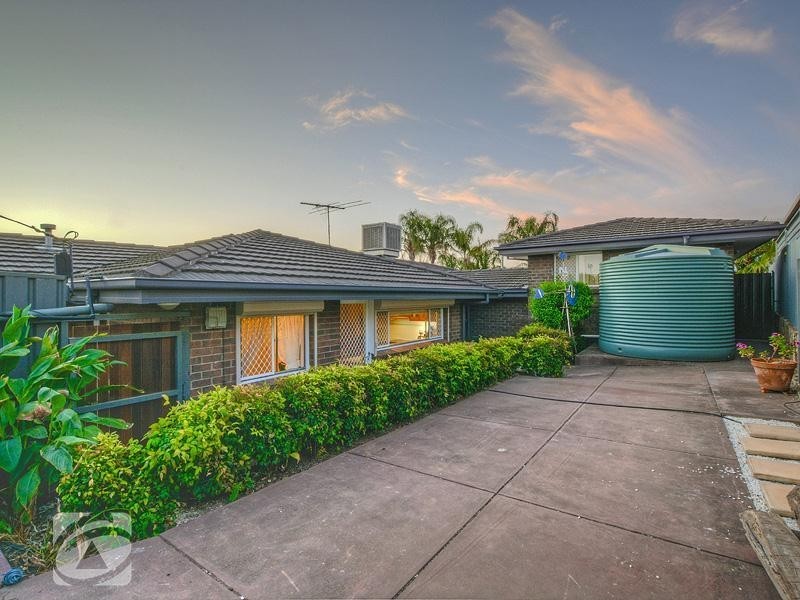 8 Kirrawee Drive, Redwood Park SA 5097