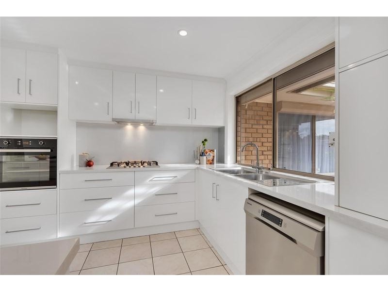 33 Summer Hill Court, Wynn Vale SA 5127