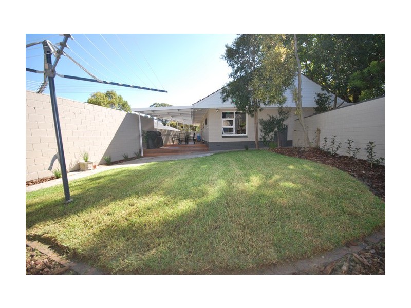 8 Derwent Crescent, Banksia Park SA 5091