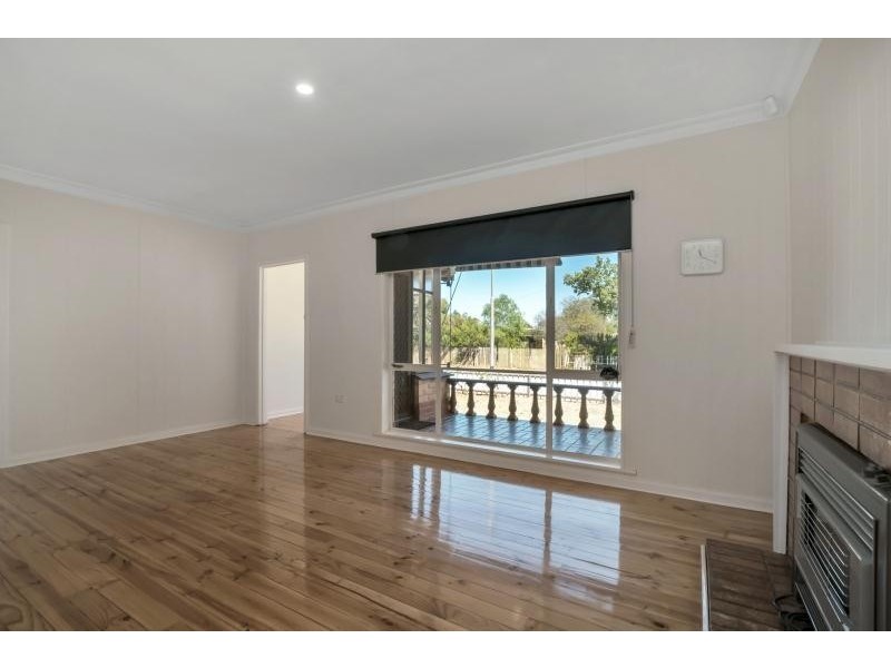 32 Bloomfield Crescent, Elizabeth Downs SA 5113