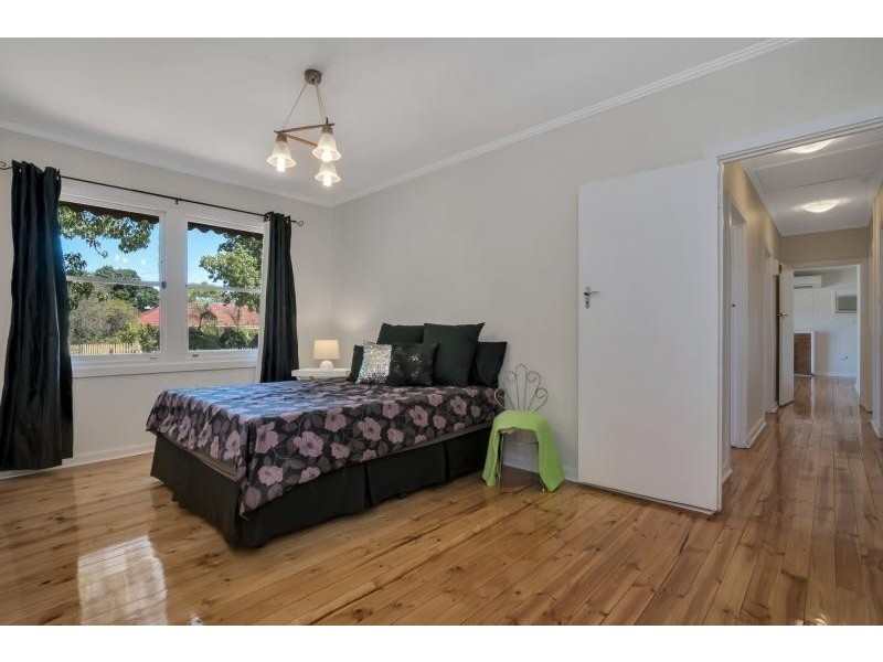 32 Bloomfield Crescent, Elizabeth Downs SA 5113