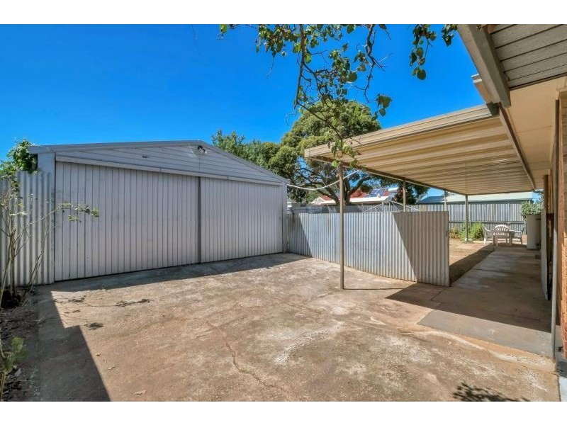 32 Bloomfield Crescent, Elizabeth Downs SA 5113