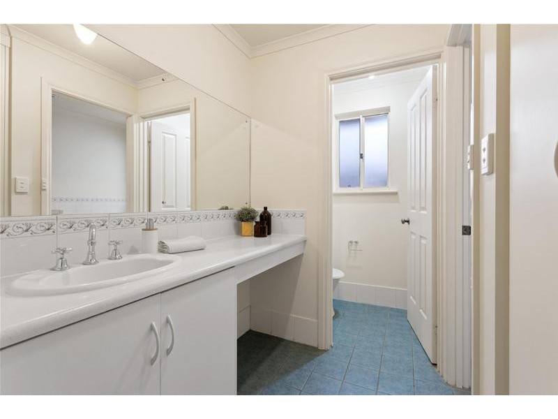 8 Whitehead Crossing, Greenwith SA 5125