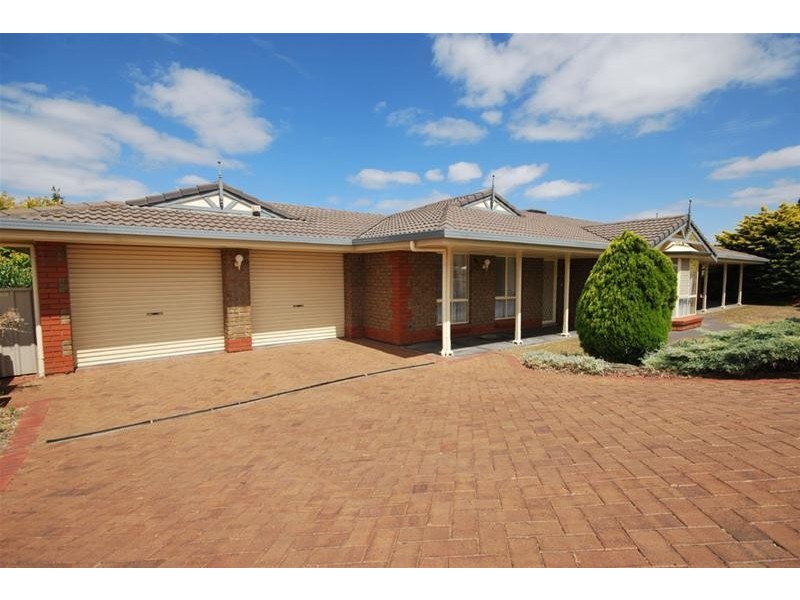 12 Holly Place, Golden Grove SA 5125
