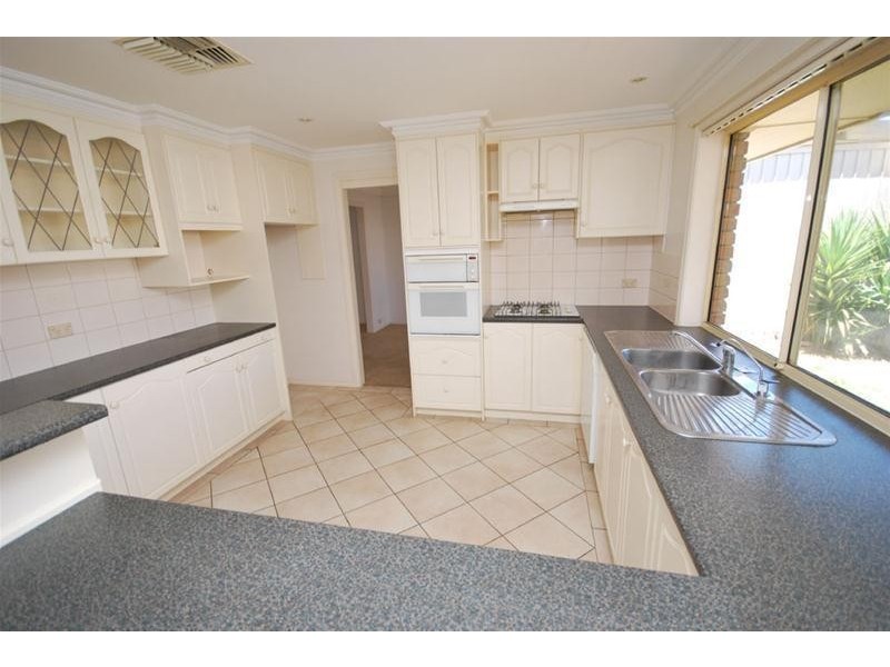 12 Holly Place, Golden Grove SA 5125