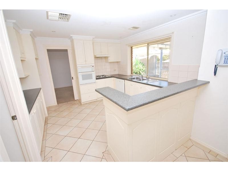 12 Holly Place, Golden Grove SA 5125