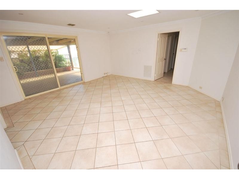 12 Holly Place, Golden Grove SA 5125