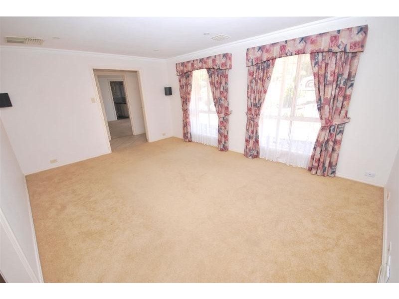 12 Holly Place, Golden Grove SA 5125